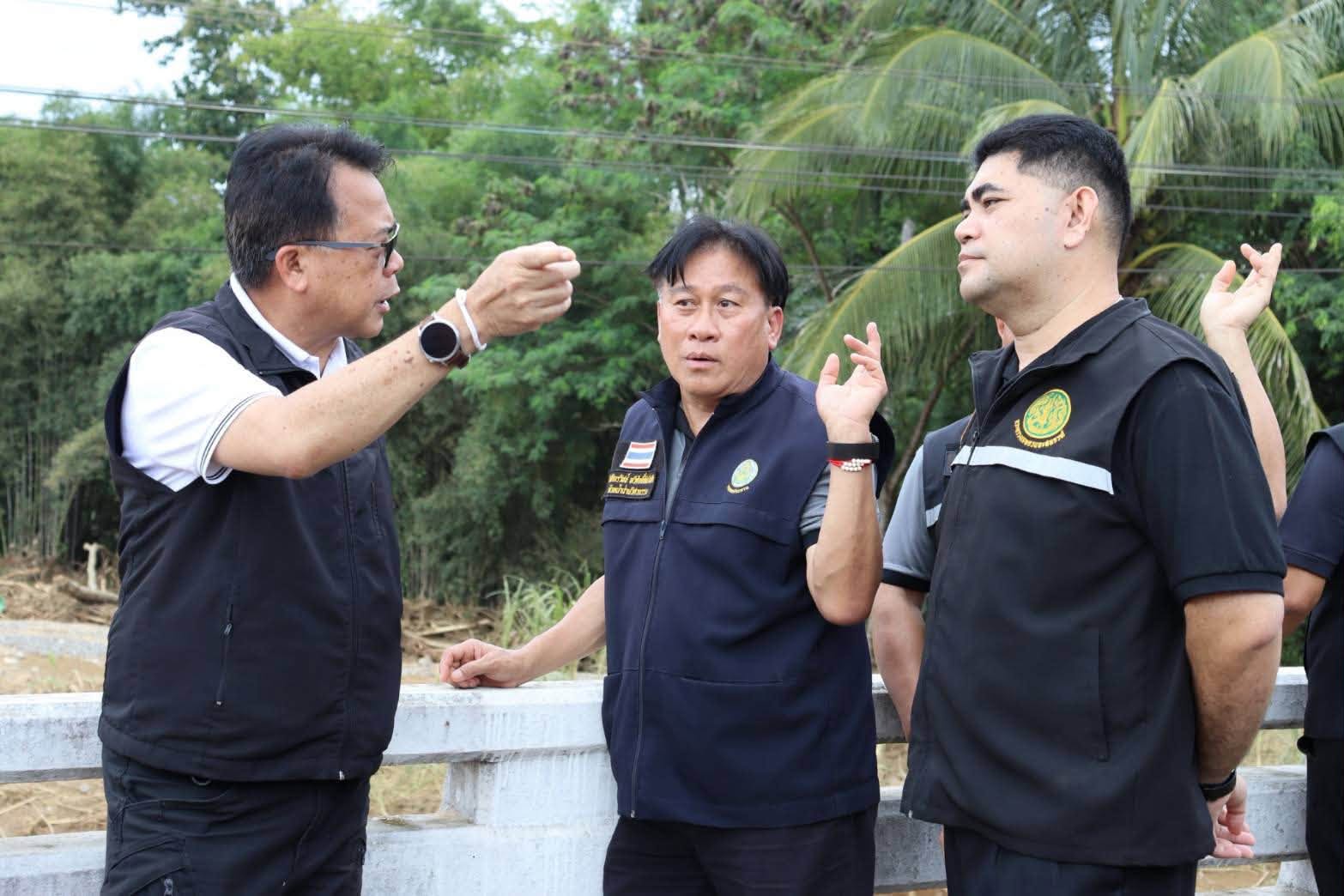 title - ส.ป.ก. ร่วมคณะ รมช.เกษตรฯ ลงพื้นที่น่าน ติดตามสถานการณ์อุทกภัย เร่งแผนเยียวยาฟื้นฟูเกษตรกร
